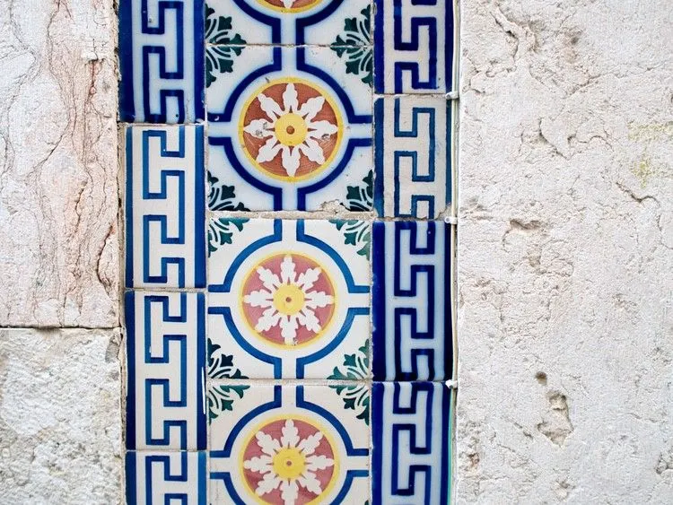 Lisbon_Tile_art-1300483.jpg