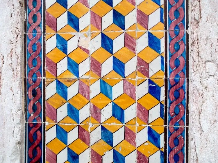 Lisbon_Tile_art-1300484.jpg