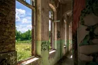 Abandoned Shit Weekly: Windows without glass in an abandoned Fort thumbnail